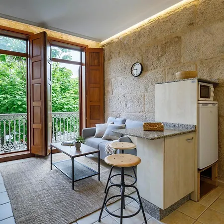 Con Encanto En El Casco Antiguo By Apartament